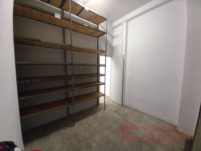 Comercial para venda em Girona cidade com garagem - 150 000 € (Ref: 9433560)