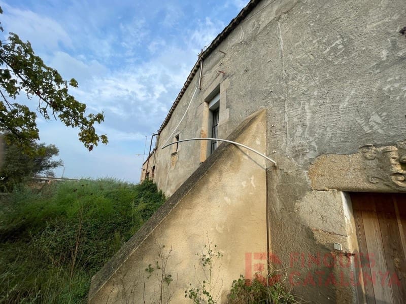 5 makuuhuone Maalaistalo myytävänä paikassa Cassa de la Selva mukana 
autotalli - 2 000 000 € (Ref: 9433561)