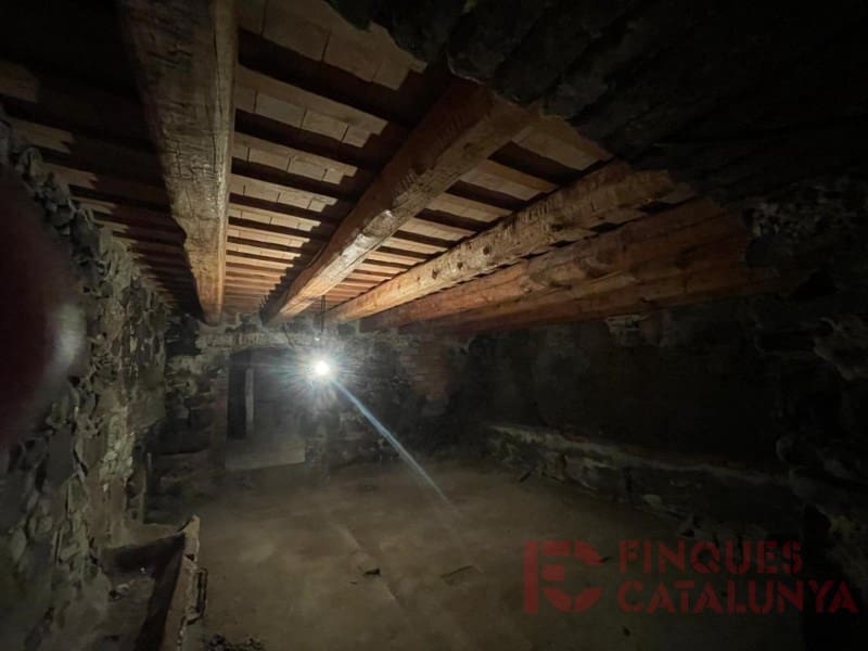 5 makuuhuone Maalaistalo myytävänä paikassa Cassa de la Selva mukana 
autotalli - 2 000 000 € (Ref: 9433561)