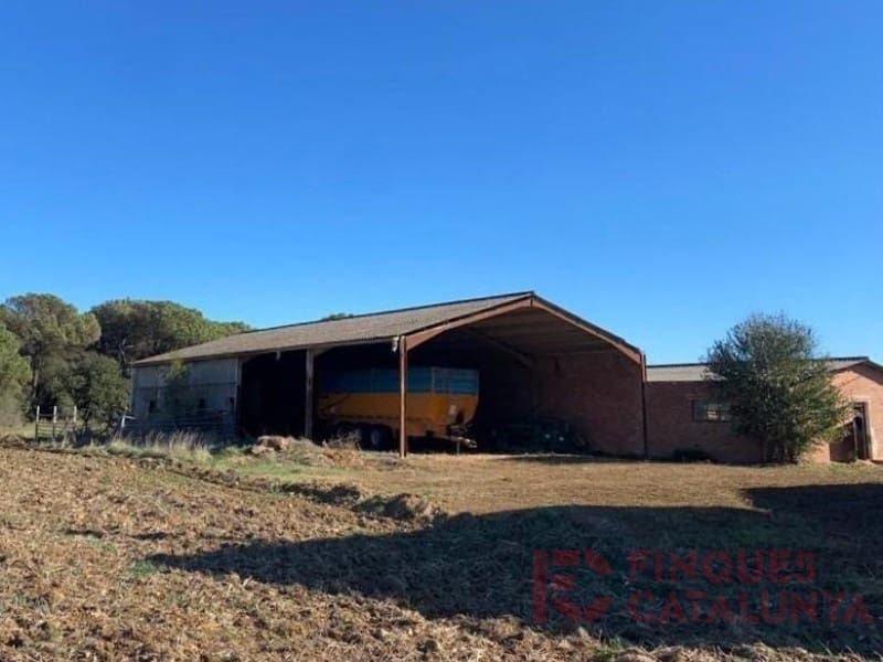 5 makuuhuone Maalaistalo myytävänä paikassa Cassa de la Selva mukana 
autotalli - 2 000 000 € (Ref: 9433561)