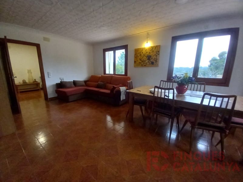 4 sypialnia Finka/Dom wiejski na sprzedaż w Llambilles z garażem - 642 950 € (Ref: 9433567)