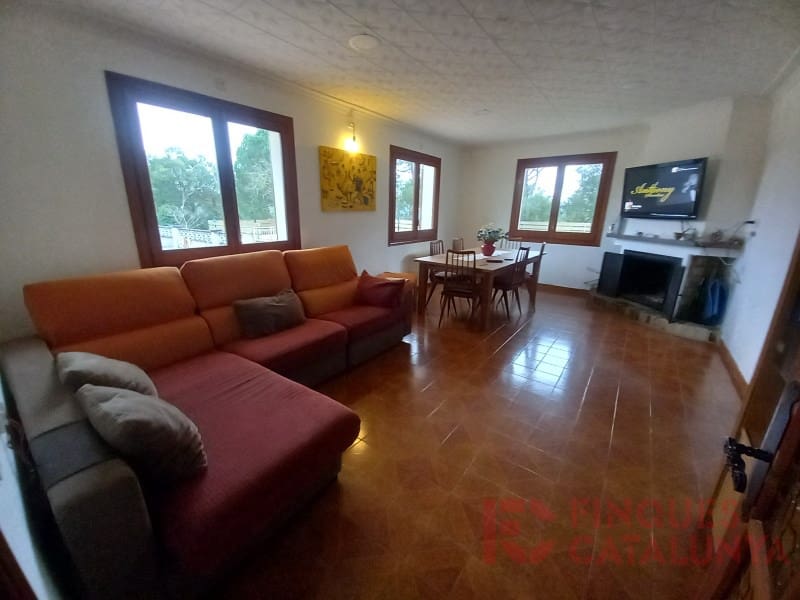 4 sypialnia Finka/Dom wiejski na sprzedaż w Llambilles z garażem - 642 950 € (Ref: 9433567)