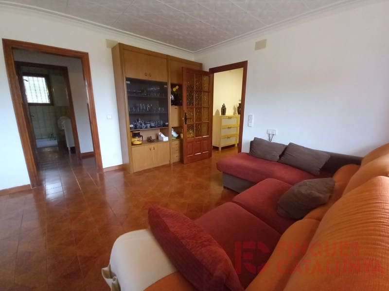 4 sypialnia Finka/Dom wiejski na sprzedaż w Llambilles z garażem - 642 950 € (Ref: 9433567)