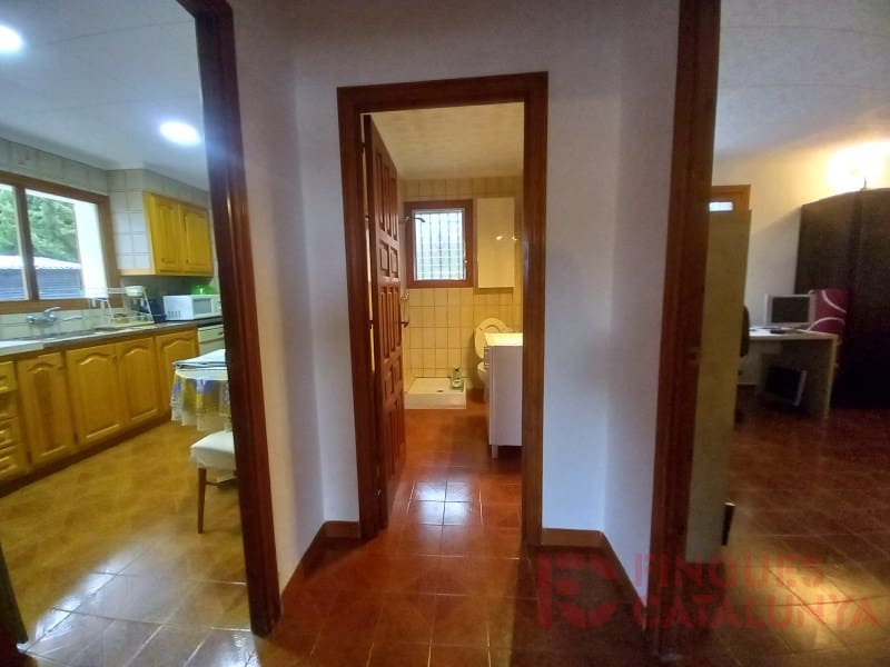 4 sypialnia Finka/Dom wiejski na sprzedaż w Llambilles z garażem - 642 950 € (Ref: 9433567)