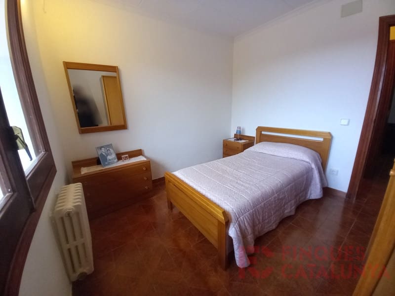 4 sypialnia Finka/Dom wiejski na sprzedaż w Llambilles z garażem - 642 950 € (Ref: 9433567)