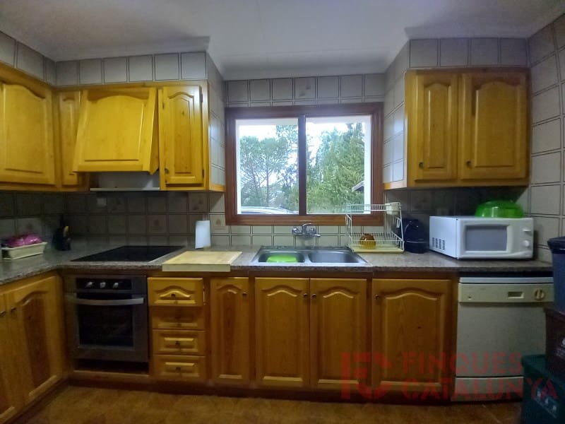 4 sypialnia Finka/Dom wiejski na sprzedaż w Llambilles z garażem - 642 950 € (Ref: 9433567)