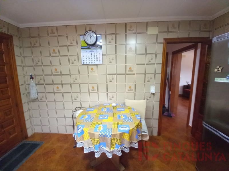 4 sypialnia Finka/Dom wiejski na sprzedaż w Llambilles z garażem - 642 950 € (Ref: 9433567)