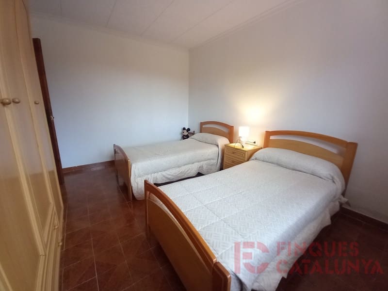 4 sypialnia Finka/Dom wiejski na sprzedaż w Llambilles z garażem - 642 950 € (Ref: 9433567)