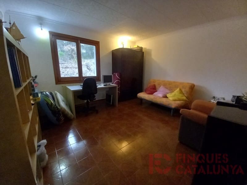 4 sypialnia Finka/Dom wiejski na sprzedaż w Llambilles z garażem - 642 950 € (Ref: 9433567)