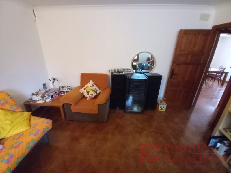 4 sypialnia Finka/Dom wiejski na sprzedaż w Llambilles z garażem - 642 950 € (Ref: 9433567)