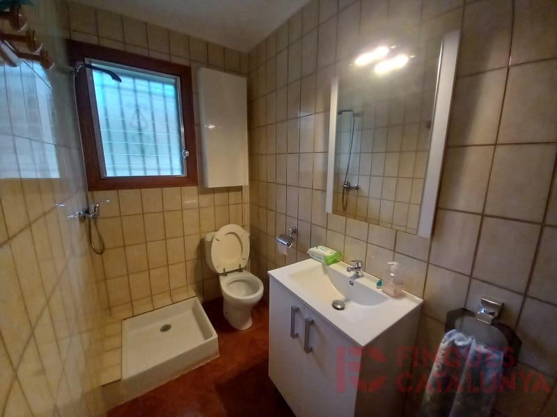 4 sypialnia Finka/Dom wiejski na sprzedaż w Llambilles z garażem - 642 950 € (Ref: 9433567)