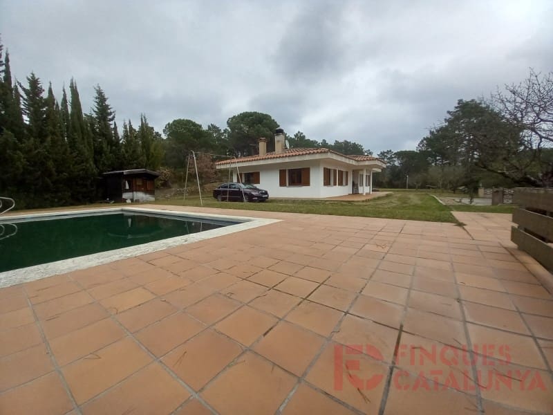 4 sypialnia Finka/Dom wiejski na sprzedaż w Llambilles z garażem - 642 950 € (Ref: 9433567)