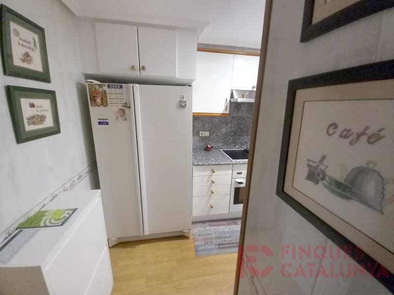4 bedroom Flat for sale in Girona city - € 374,000 (Ref: 9433568)