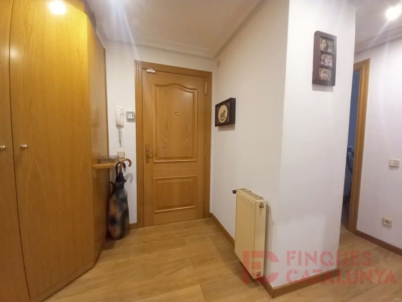 4 bedroom Flat for sale in Girona city - € 374,000 (Ref: 9433568)