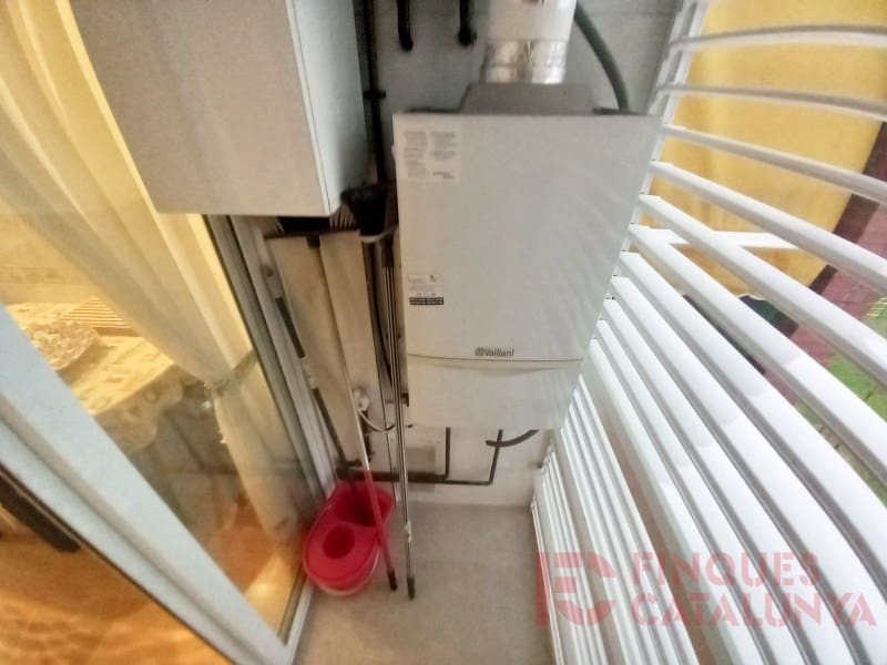 4 bedroom Flat for sale in Girona city - € 374,000 (Ref: 9433568)