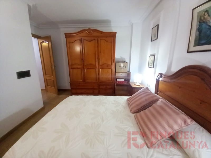 4 bedroom Flat for sale in Girona city - € 374,000 (Ref: 9433568)