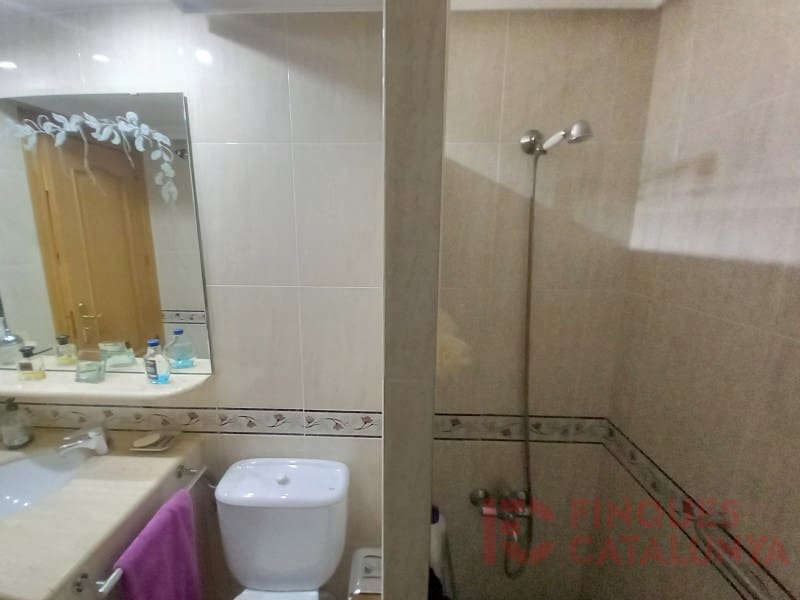 4 bedroom Flat for sale in Girona city - € 374,000 (Ref: 9433568)