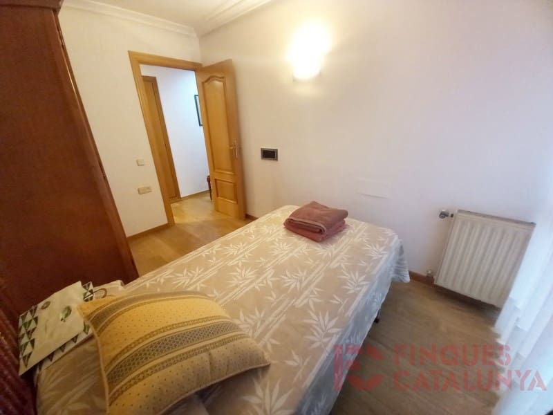 4 bedroom Flat for sale in Girona city - € 374,000 (Ref: 9433568)