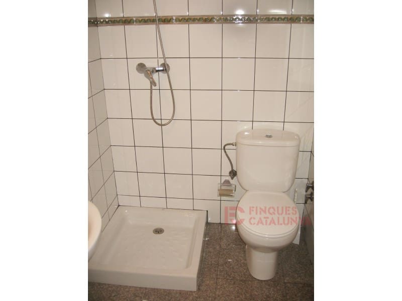 Office for sale in Girona city - € 99,500 (Ref: 9433569)