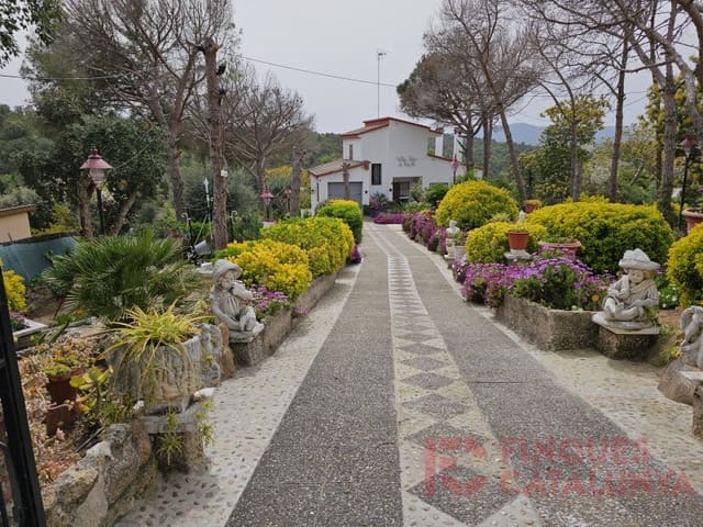 4 sovrum Villa till salu i Mas Altaba, Maçanet de la Selva med pool garage - 290 000 € (Ref: 9433571)