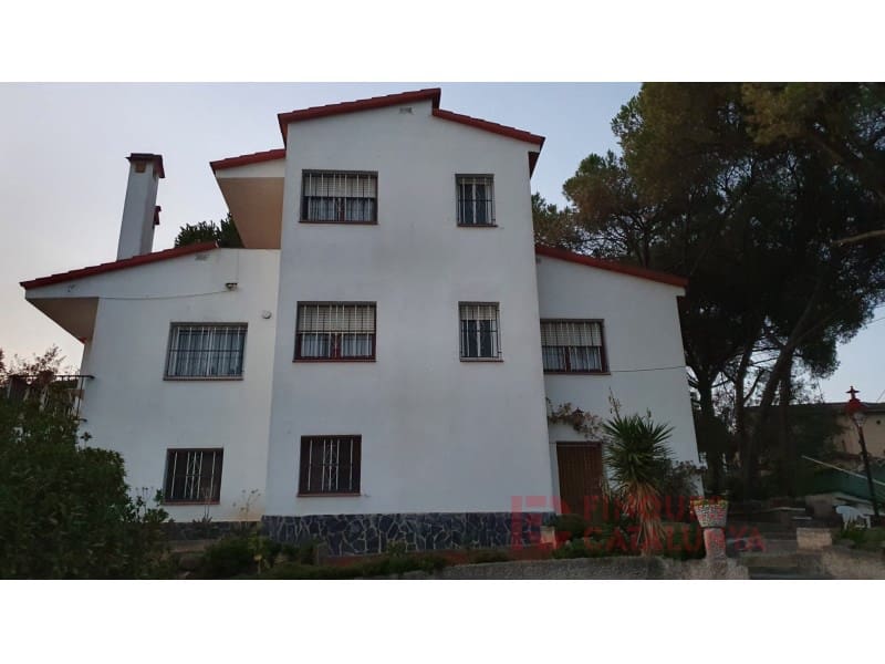 4 sovrum Villa till salu i Macanet de la Selva med pool garage - 290 000 € (Ref: 9433571)