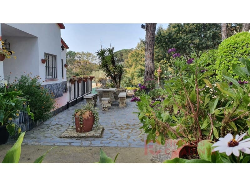 4 sovrum Villa till salu i Macanet de la Selva med pool garage - 290 000 € (Ref: 9433571)