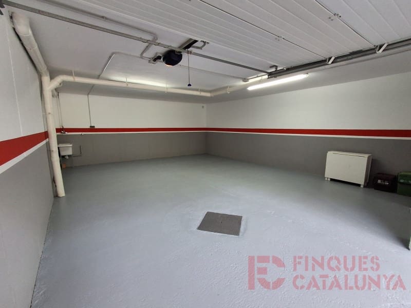 5 soverom Kjedet enebolig til salgs i Sant Julia del Llor i Bonmati med garasje - € 340 000 (Ref: 9433572)