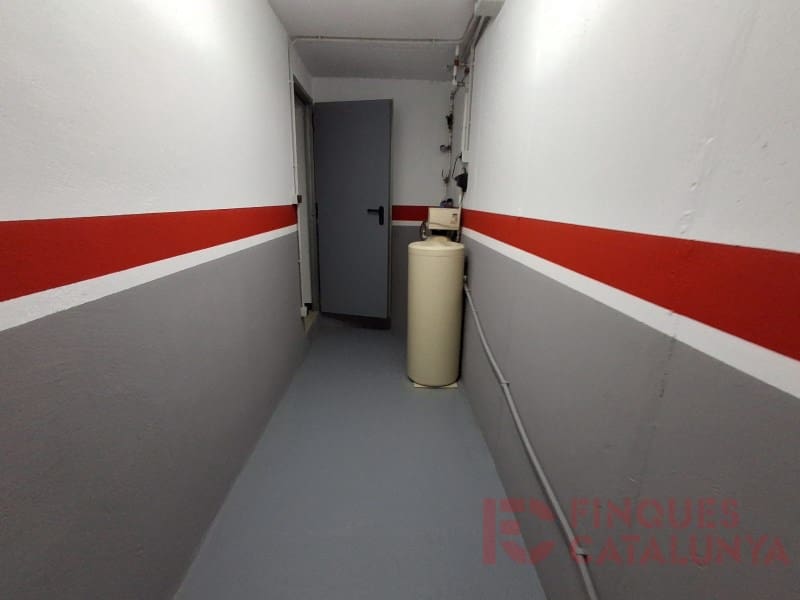 5 soverom Kjedet enebolig til salgs i Sant Julia del Llor i Bonmati med garasje - € 340 000 (Ref: 9433572)