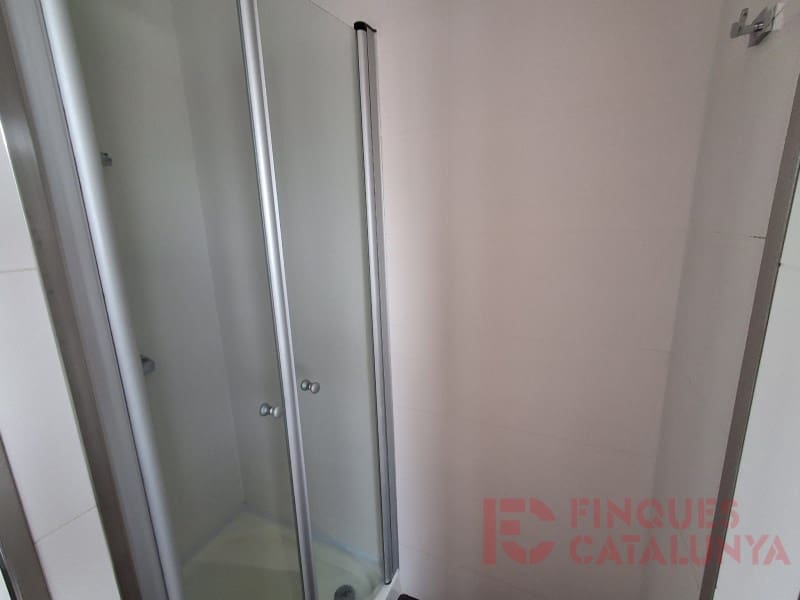 5 soverom Kjedet enebolig til salgs i Sant Julia del Llor i Bonmati med garasje - € 340 000 (Ref: 9433572)