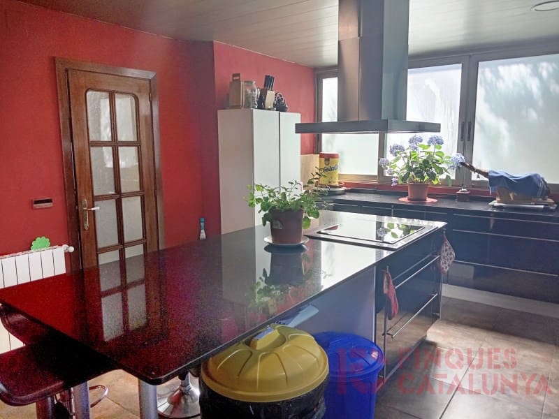 6 soverom Villa til salgs i Vilobi d'Onyar med garasje - € 550 000 (Ref: 9433573)