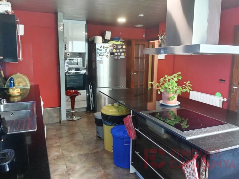 6 soverom Villa til salgs i Vilobi d'Onyar med garasje - € 550 000 (Ref: 9433573)