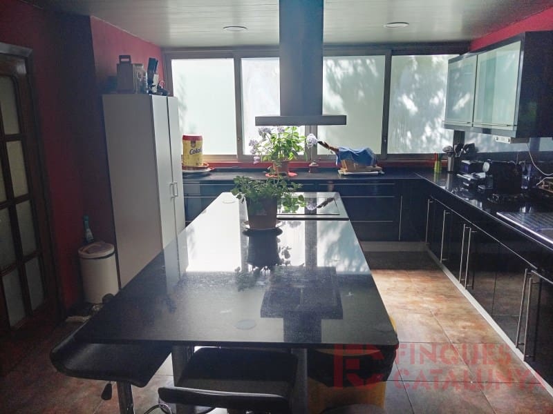 6 soverom Villa til salgs i Vilobi d'Onyar med garasje - € 550 000 (Ref: 9433573)