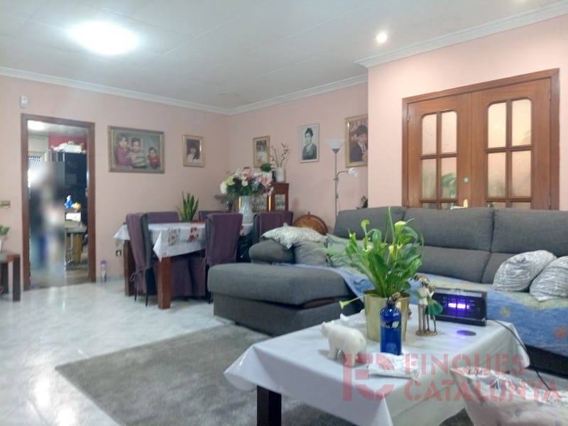 6 soverom Villa til salgs i Vilobi d'Onyar med garasje - € 550 000 (Ref: 9433573)