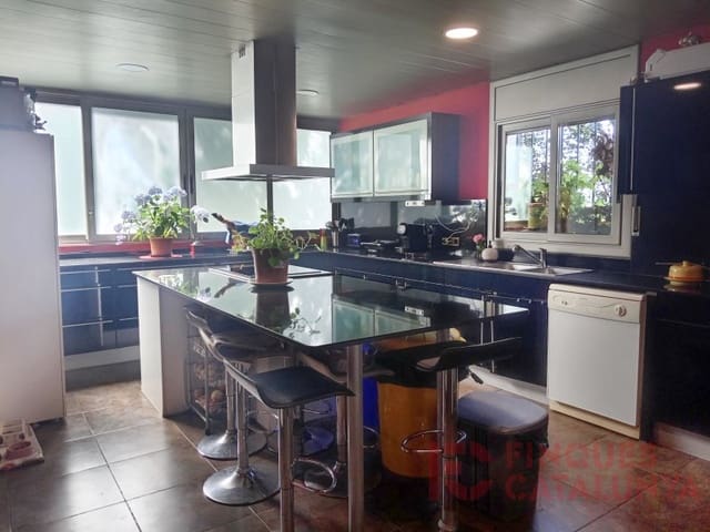 6 soverom Villa til salgs i Vilobí d'Onyar med garasje - € 550 000 (Ref: 9433573)