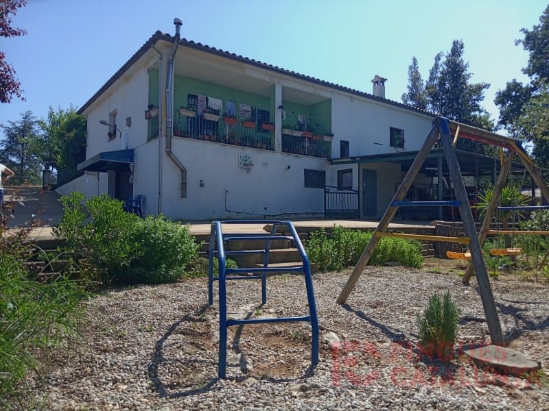 6 soverom Villa til salgs i Vilobi d'Onyar med garasje - € 550 000 (Ref: 9433573)