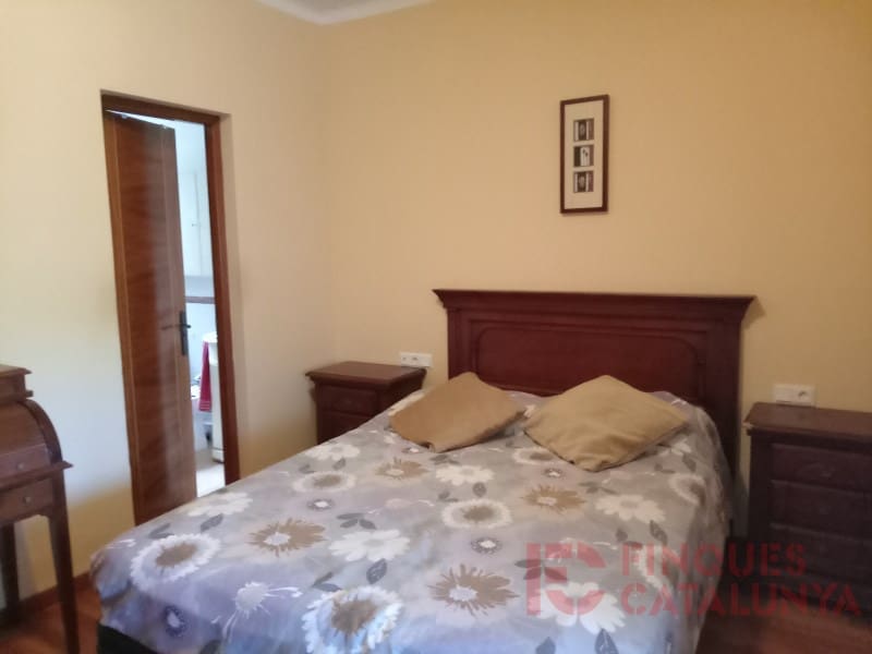 5 bedroom Penthouse for sale in Girona city - € 356,000 (Ref: 9433574)