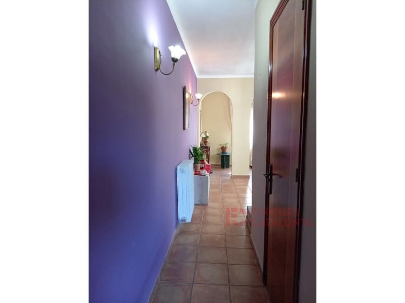 5 bedroom Penthouse for sale in Girona city - € 356,000 (Ref: 9433574)