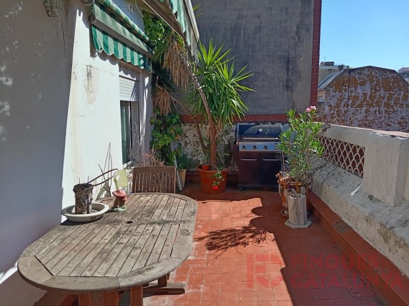 5 bedroom Penthouse for sale in Girona city - € 356,000 (Ref: 9433574)