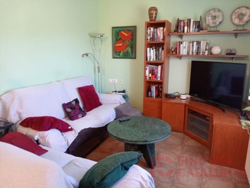 5 bedroom Penthouse for sale in Girona city - € 356,000 (Ref: 9433574)