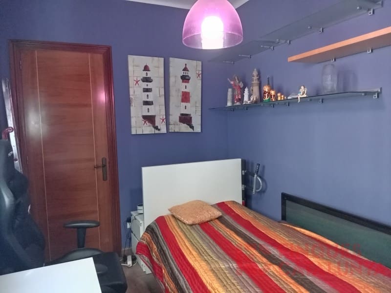 5 bedroom Penthouse for sale in Girona city - € 356,000 (Ref: 9433574)