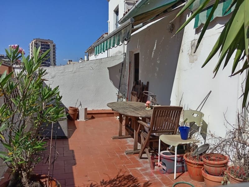 5 bedroom Penthouse for sale in Girona city - € 356,000 (Ref: 9433574)