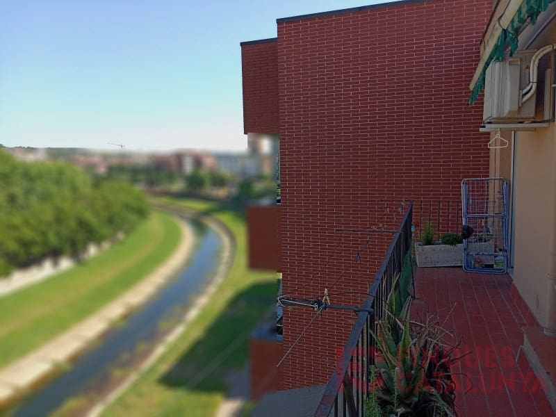 5 bedroom Penthouse for sale in Girona city - € 356,000 (Ref: 9433574)