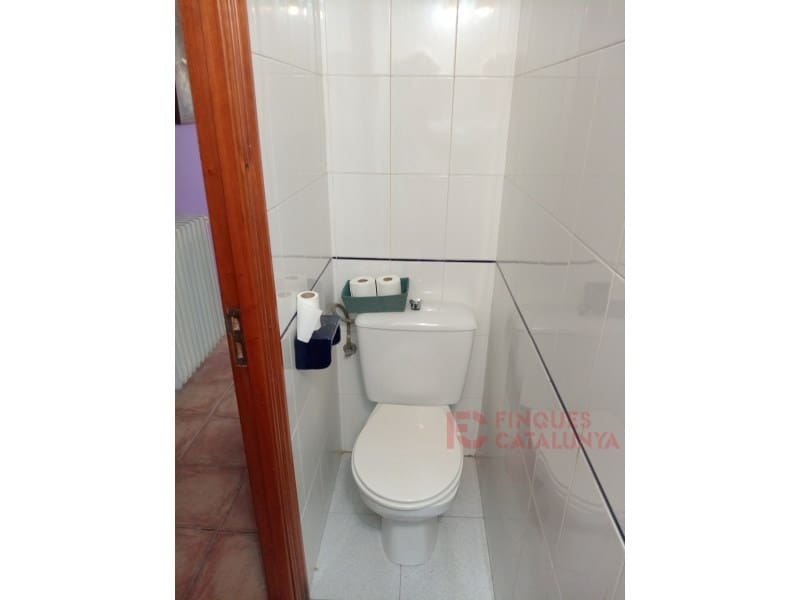 5 bedroom Penthouse for sale in Girona city - € 356,000 (Ref: 9433574)