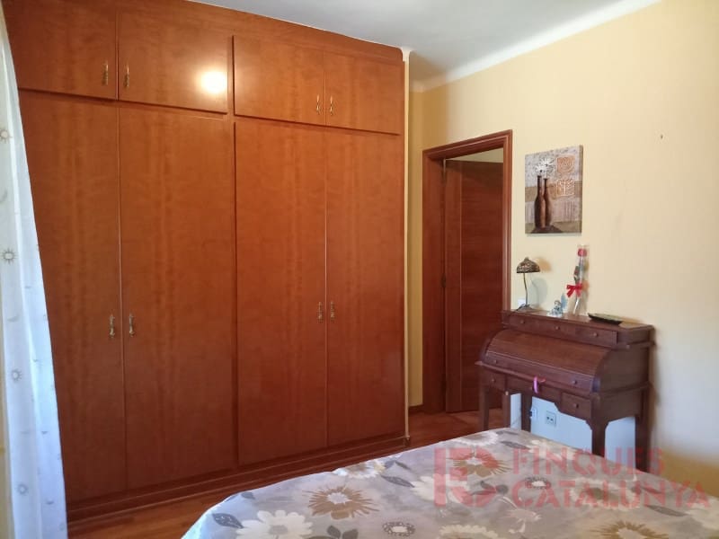 5 bedroom Penthouse for sale in Girona city - € 356,000 (Ref: 9433574)