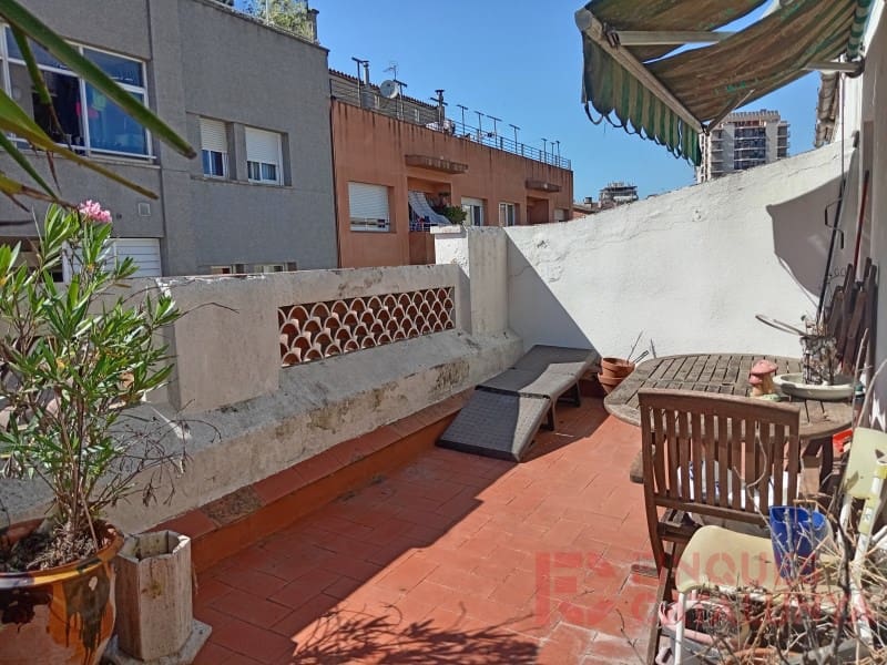 5 bedroom Penthouse for sale in Girona city - € 356,000 (Ref: 9433574)