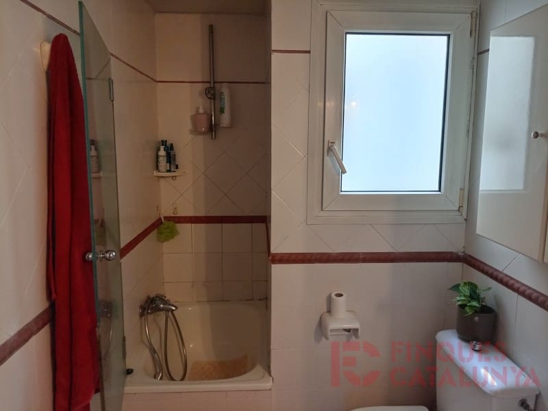 5 bedroom Penthouse for sale in Girona city - € 356,000 (Ref: 9433574)