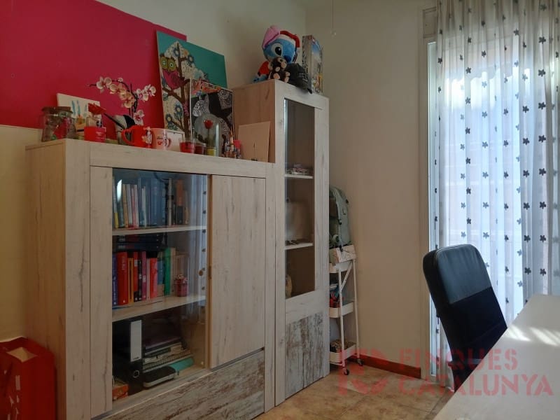 5 bedroom Penthouse for sale in Girona city - € 356,000 (Ref: 9433574)