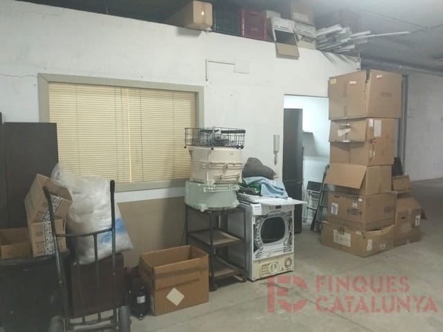 Comercial para venda em Girona cidade - 150 000 € (Ref: 9433575)