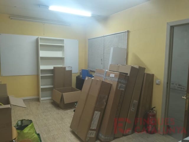 Comercial para venda em Girona cidade - 150 000 € (Ref: 9433575)