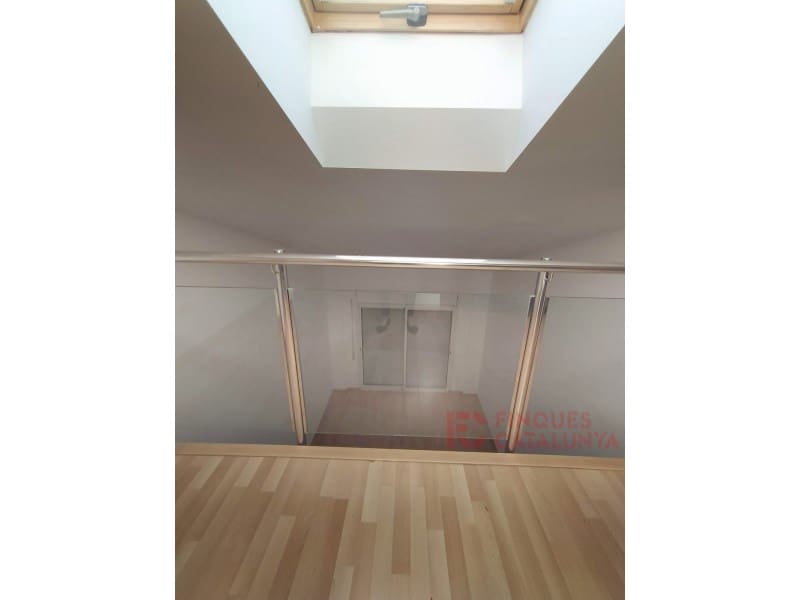 4 bedroom Flat for sale in Girona city with garage - € 400,000 (Ref: 9433576)